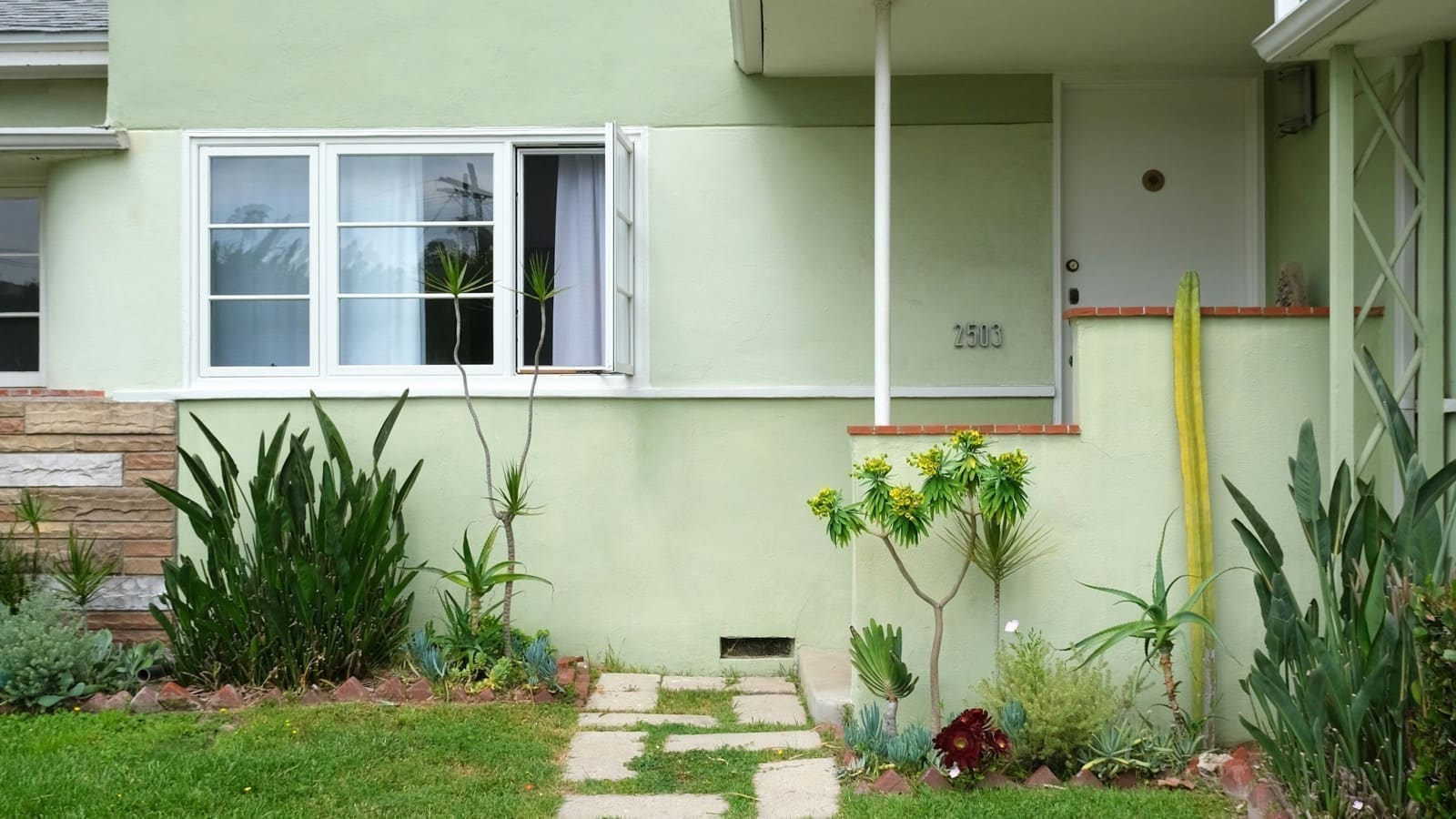 Eufy IFA 2026 Lineup: Doorbell, Window Cam, Vacuum and Mower