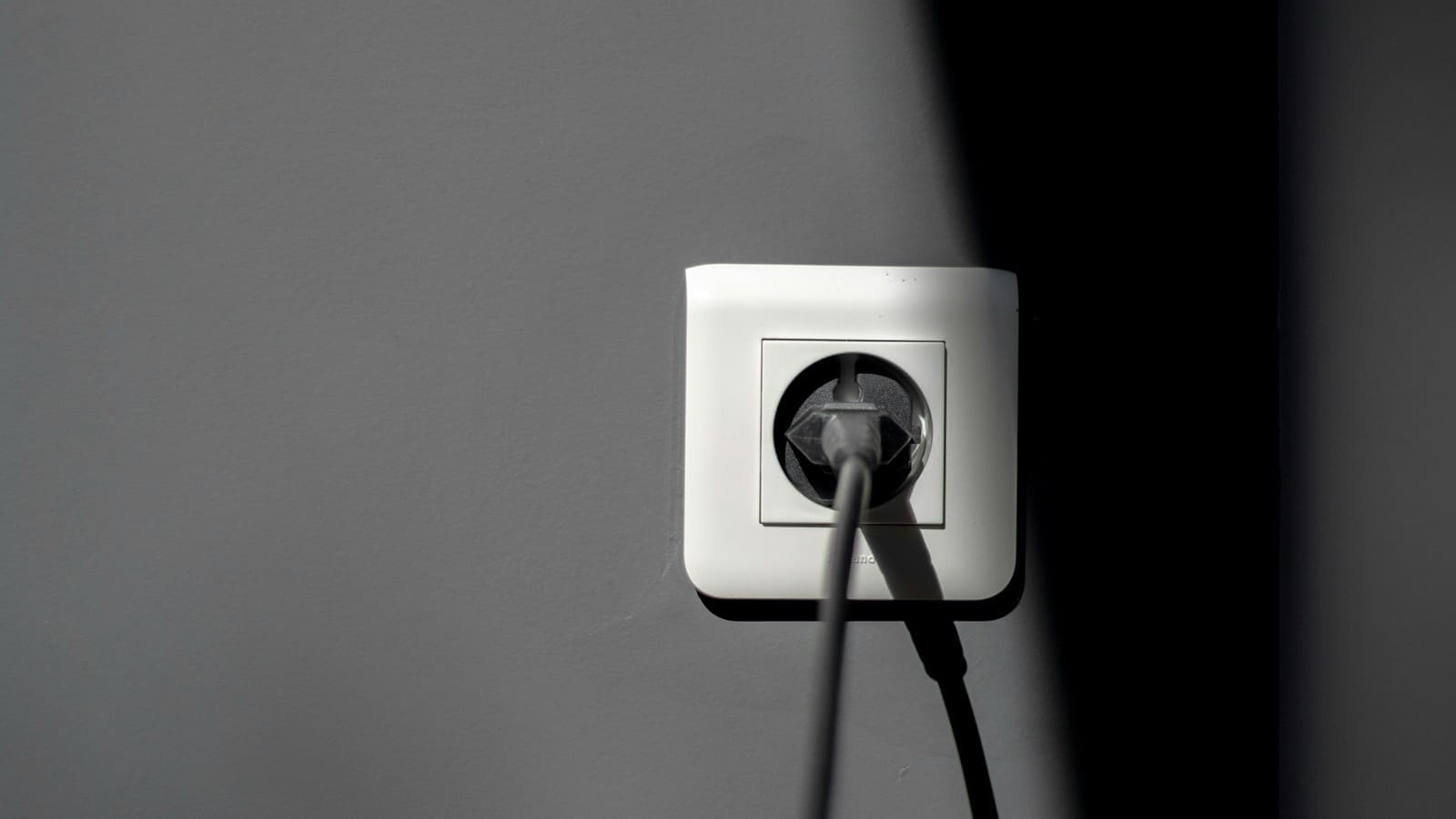Govee 8-in-1 Smart Plug Review UK: Worth Importing?