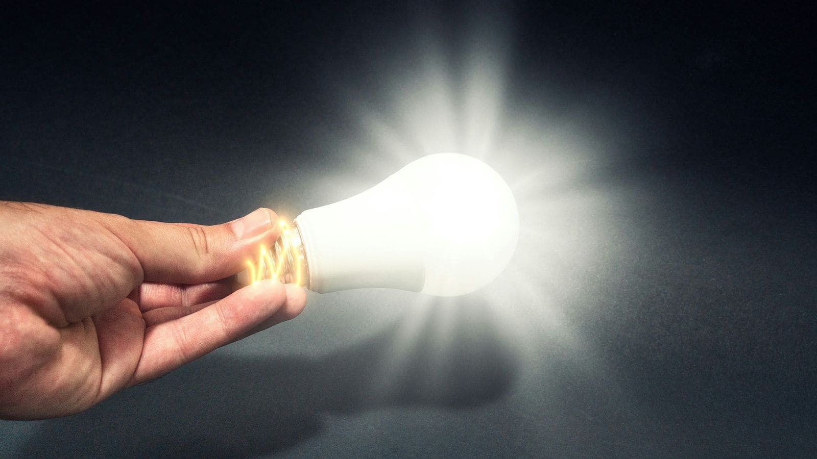 Philips Hue vs WiZ vs LIFX UK: Which Smart Bulb Wins?