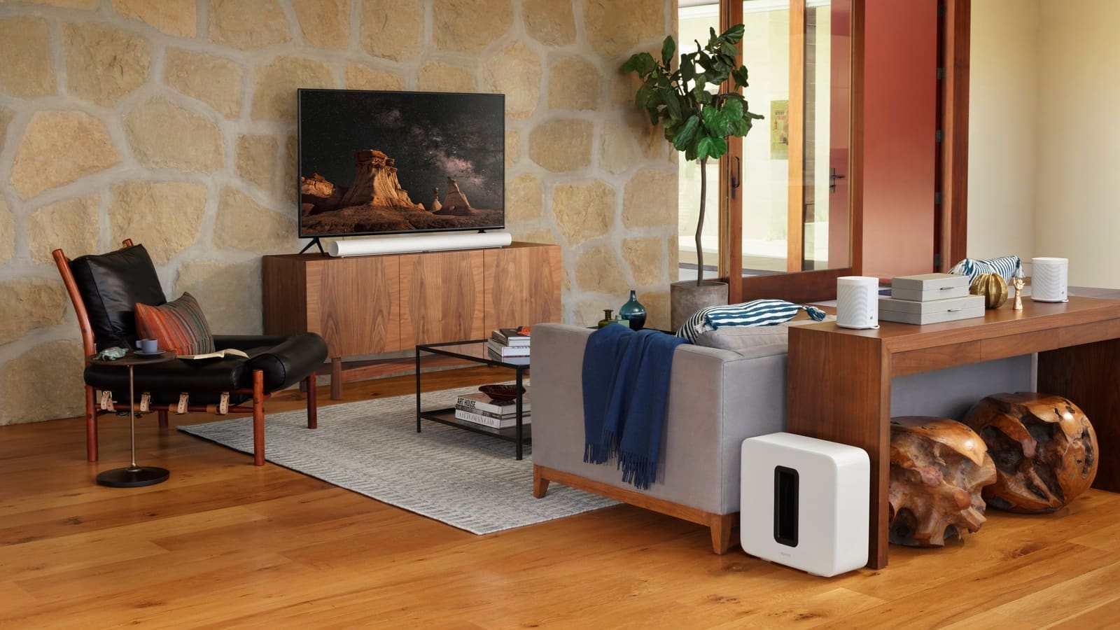 Sonos Arc Review UK: Is It Worth £899 in 2026?