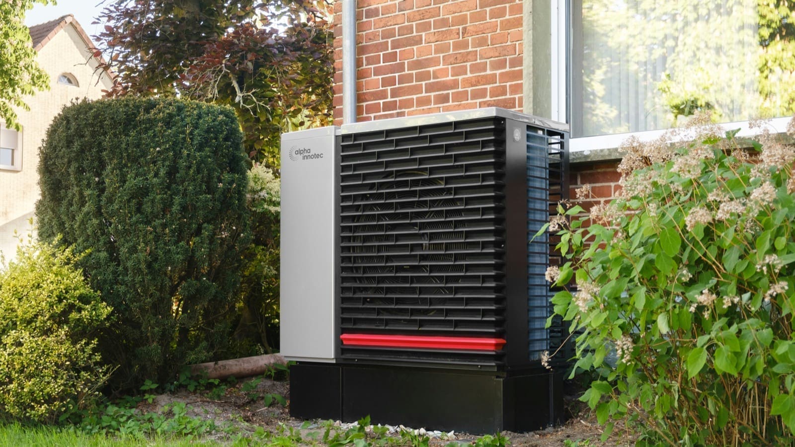 Vaillant aroTHERM Plus Review: The UK's Top Heat Pump?