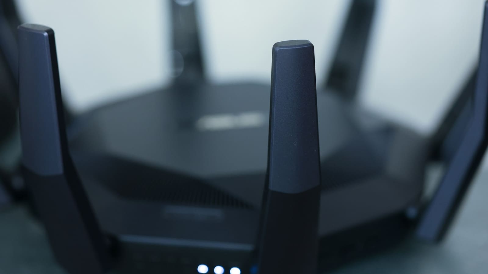 WiFi 6 vs WiFi 6E UK: What's the Difference and Is It Worth Upgrading?